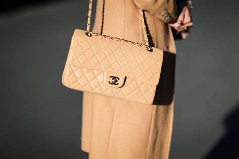 chanel vintage tas bijenkorf|Bijenkorf Chanel.